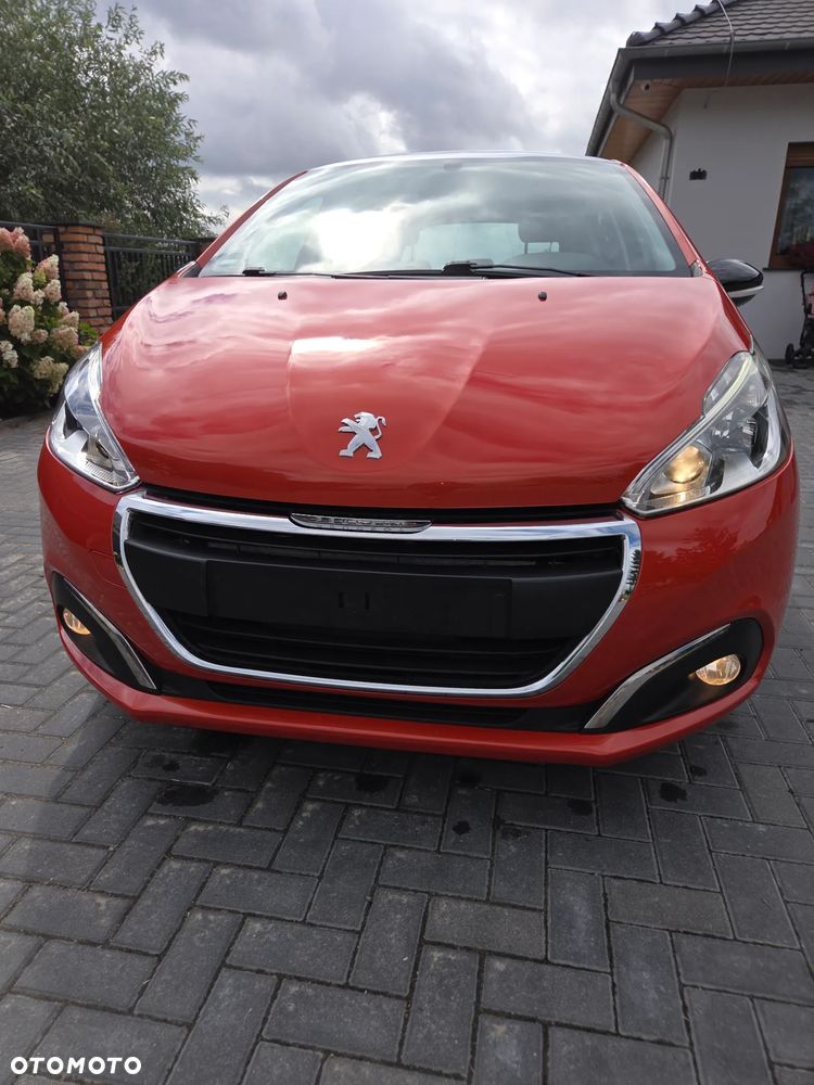 Peugeot 208 - 4
