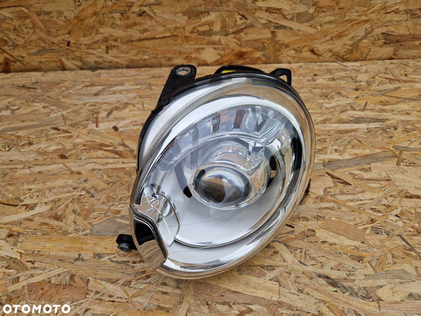 LAMPA LEWA PRZÓD FIAT 500 XENON - 2