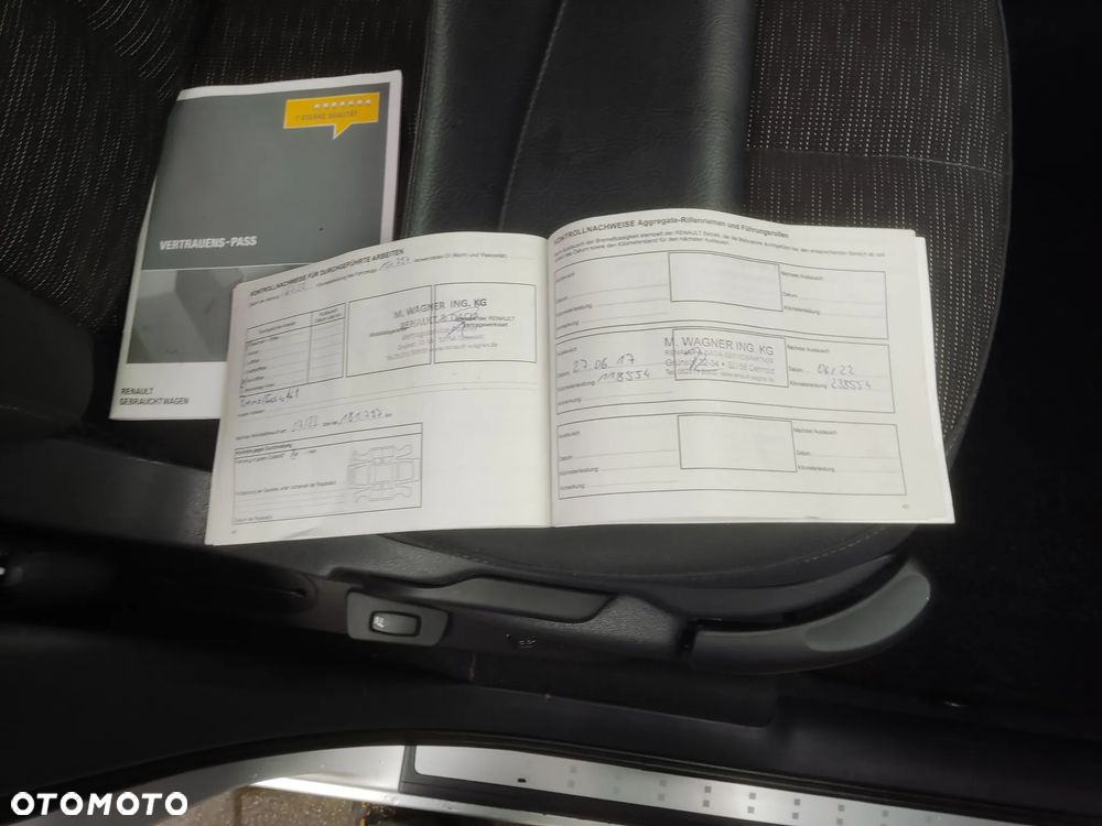 Renault Scenic 2.0 16V Privilege - 37