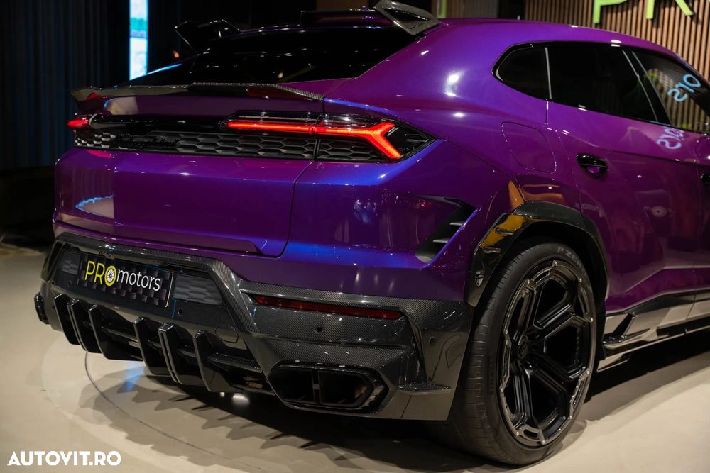 Lamborghini URUS - 22