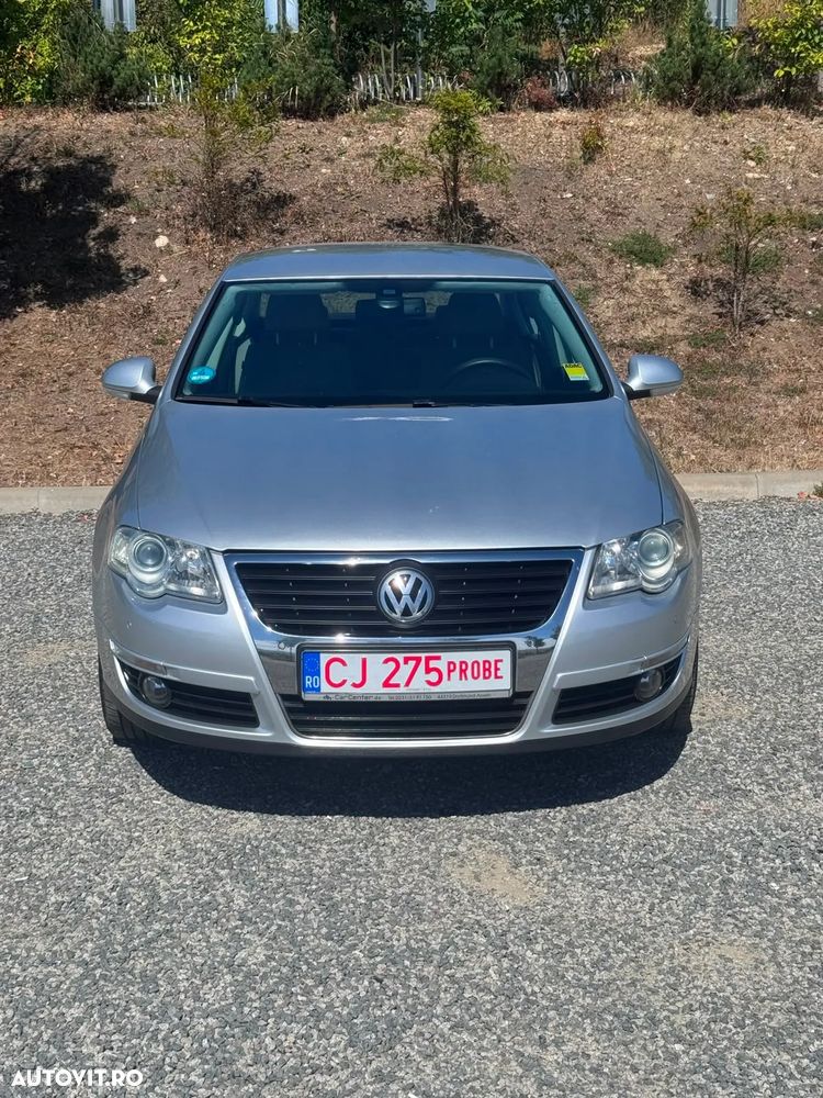 Volkswagen Passat 1.4 TSI BlueMotion Technology Comfortline - 2
