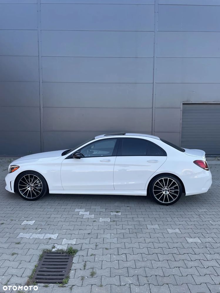Mercedes-Benz Klasa C 300 9G-TRONIC AMG Line - 8