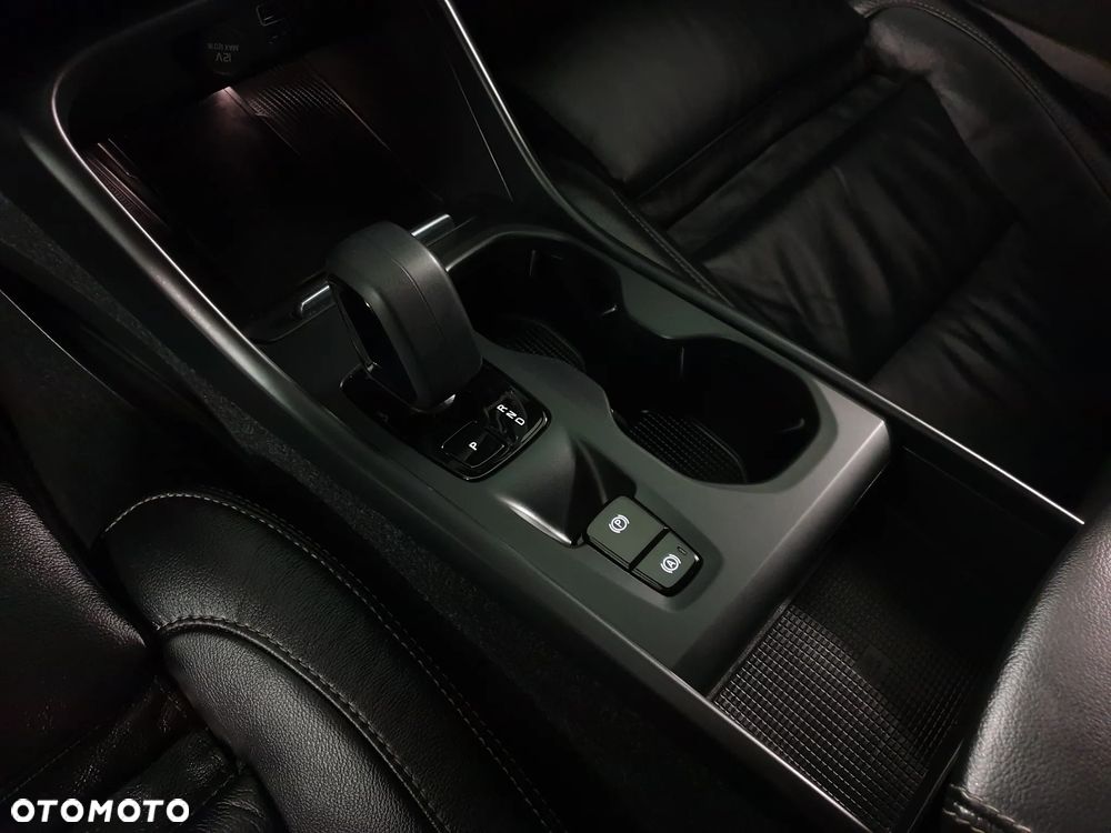 Volvo XC 40 T4 Recharge DKG Inscription - 31