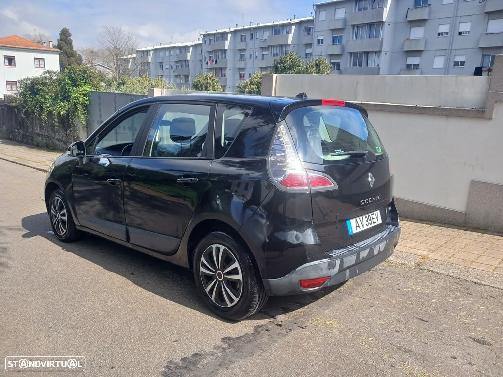 Renault Scénic 1.5 dCi Dynamique S - 5