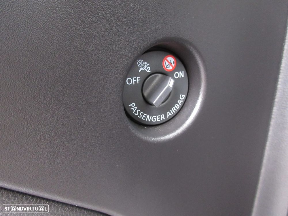 Renault Clio 1.5 Blue dCi Evolution - 27