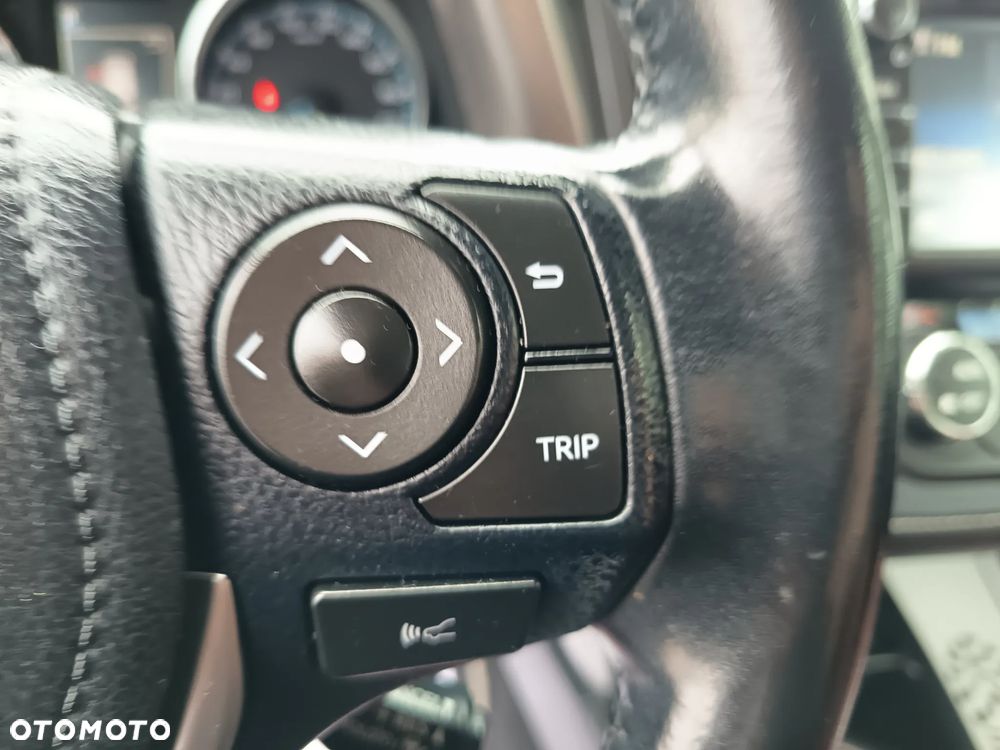 Toyota RAV4 Hybrid Premium 4x2 - 29