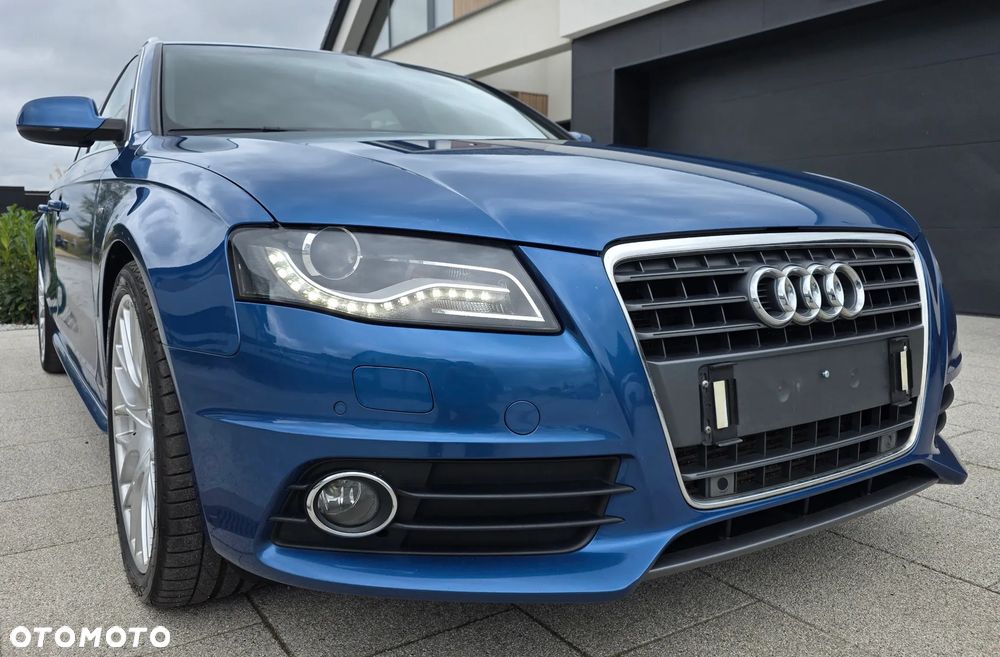 Audi A4 Avant 2010 photo 4