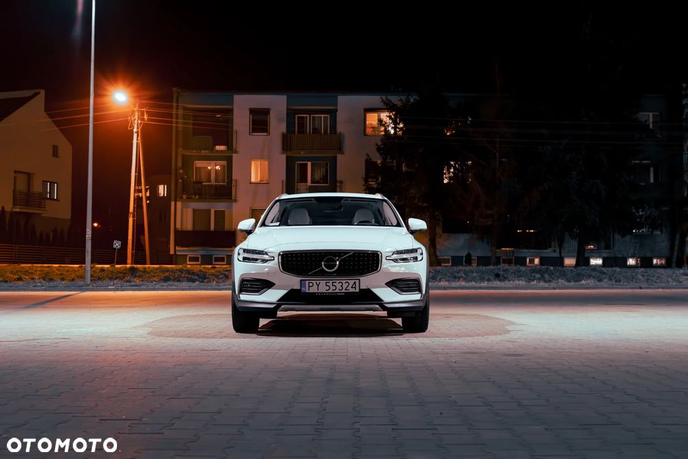 Volvo V60 D4 AWD Momentum Pro - 12