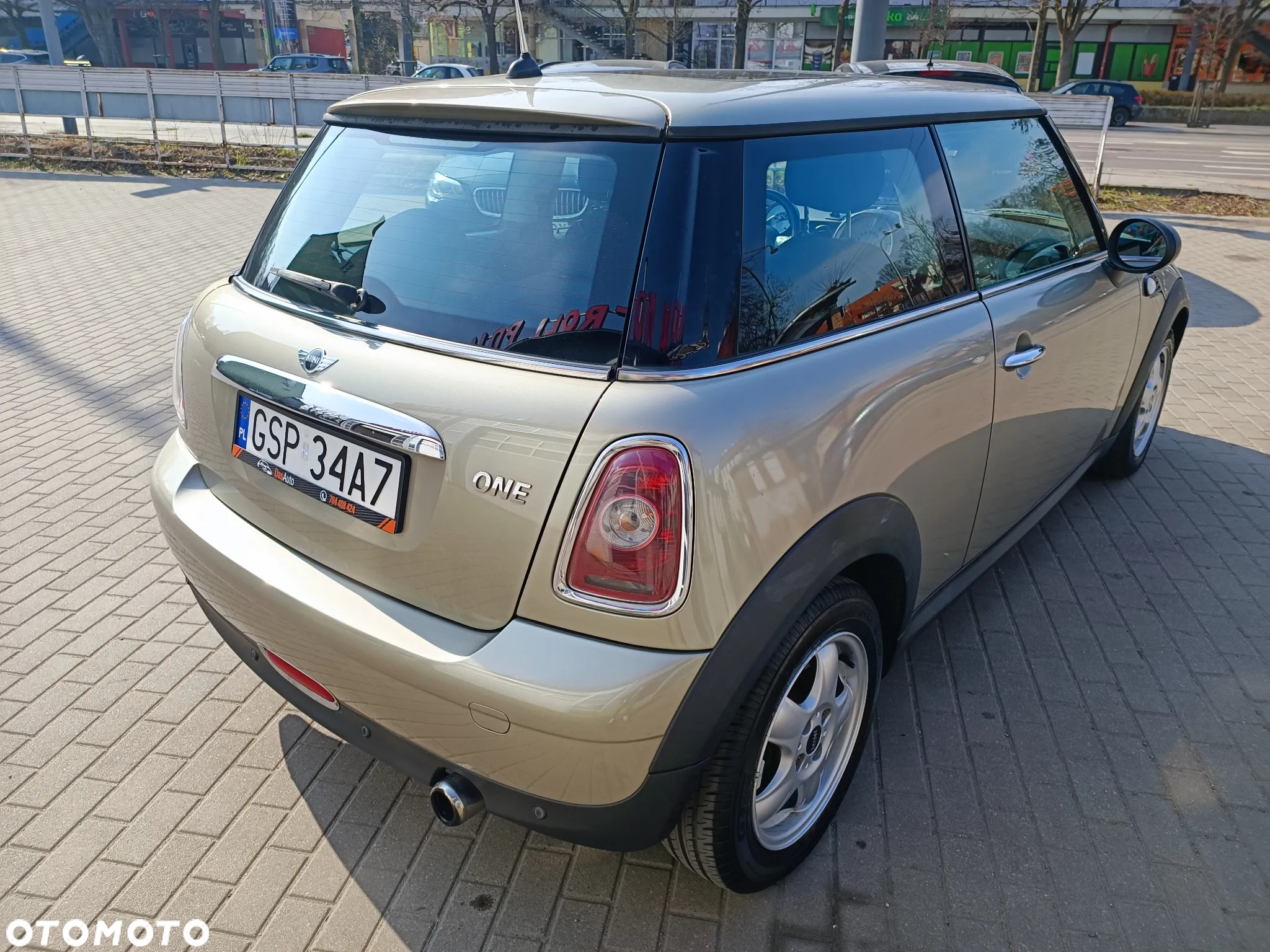 MINI ONE Standard - 7