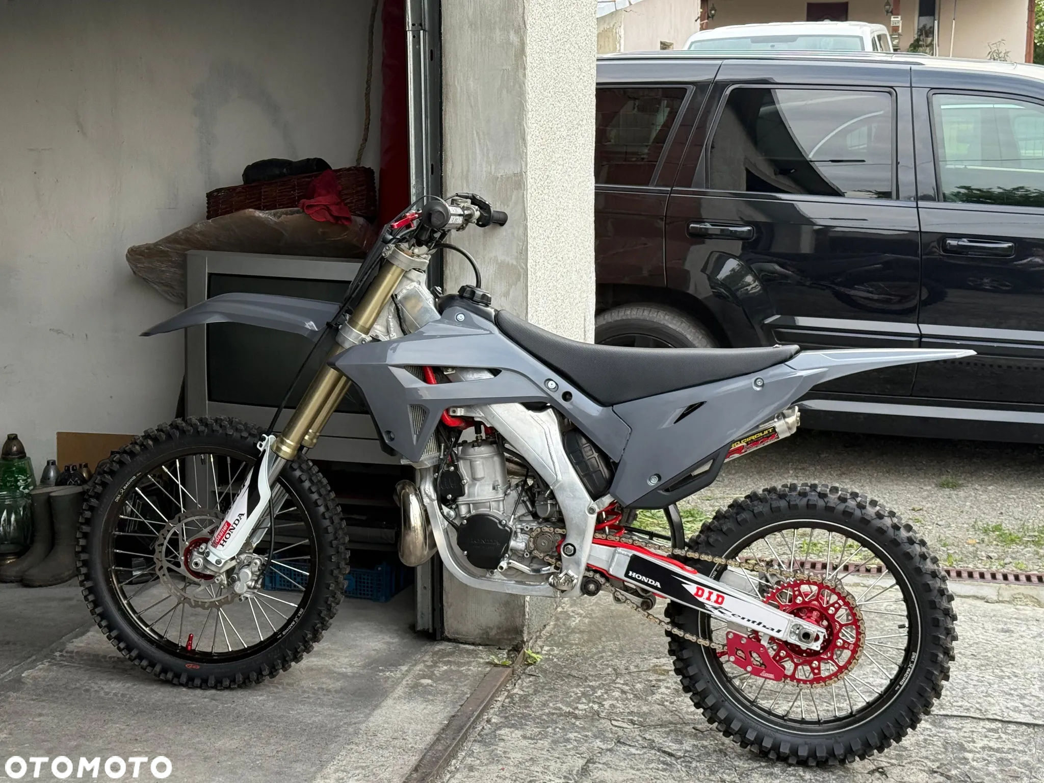 Honda CR - 8