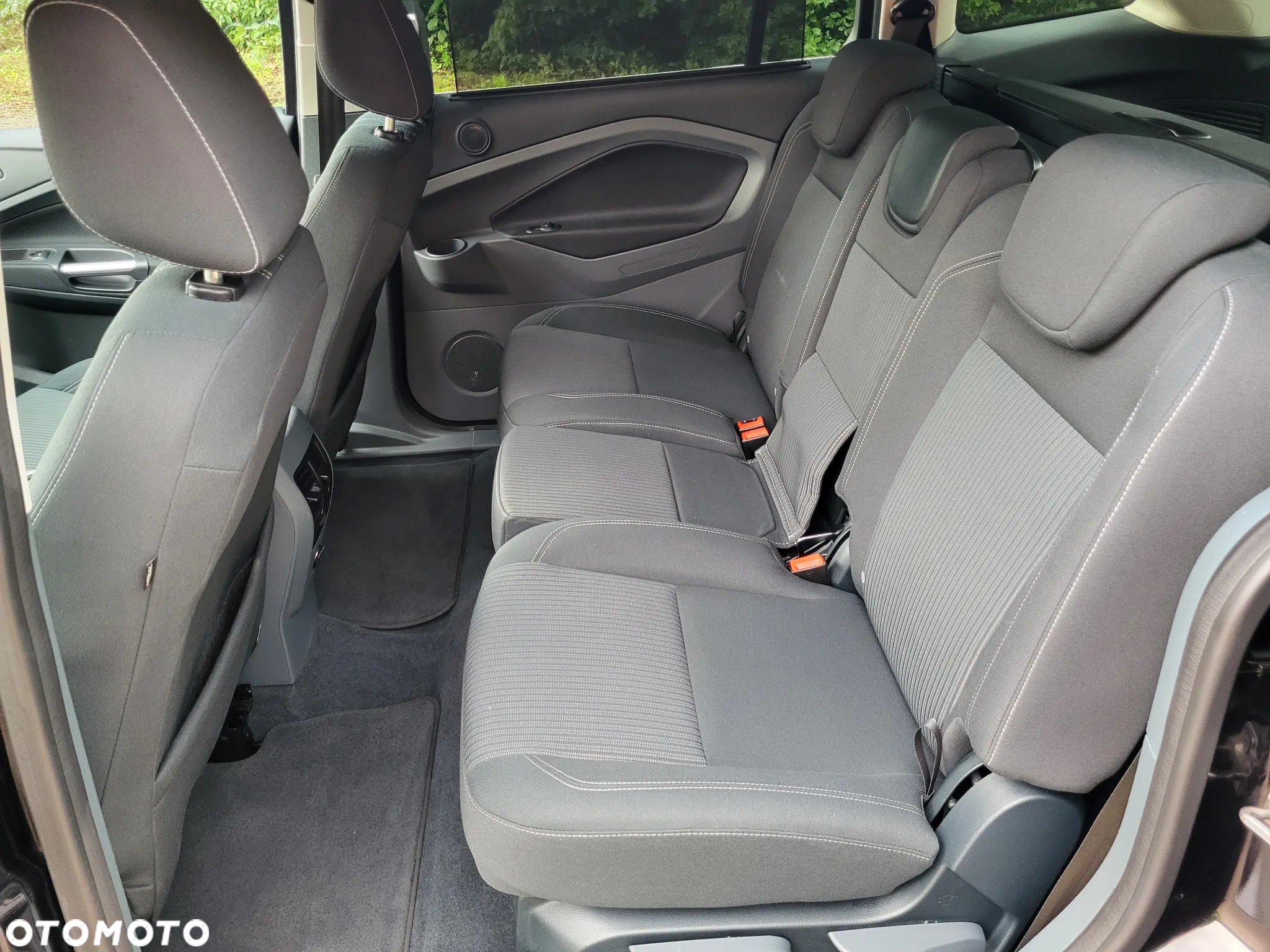 Ford Grand C-MAX 1.6 EcoBoost Titanium - 12