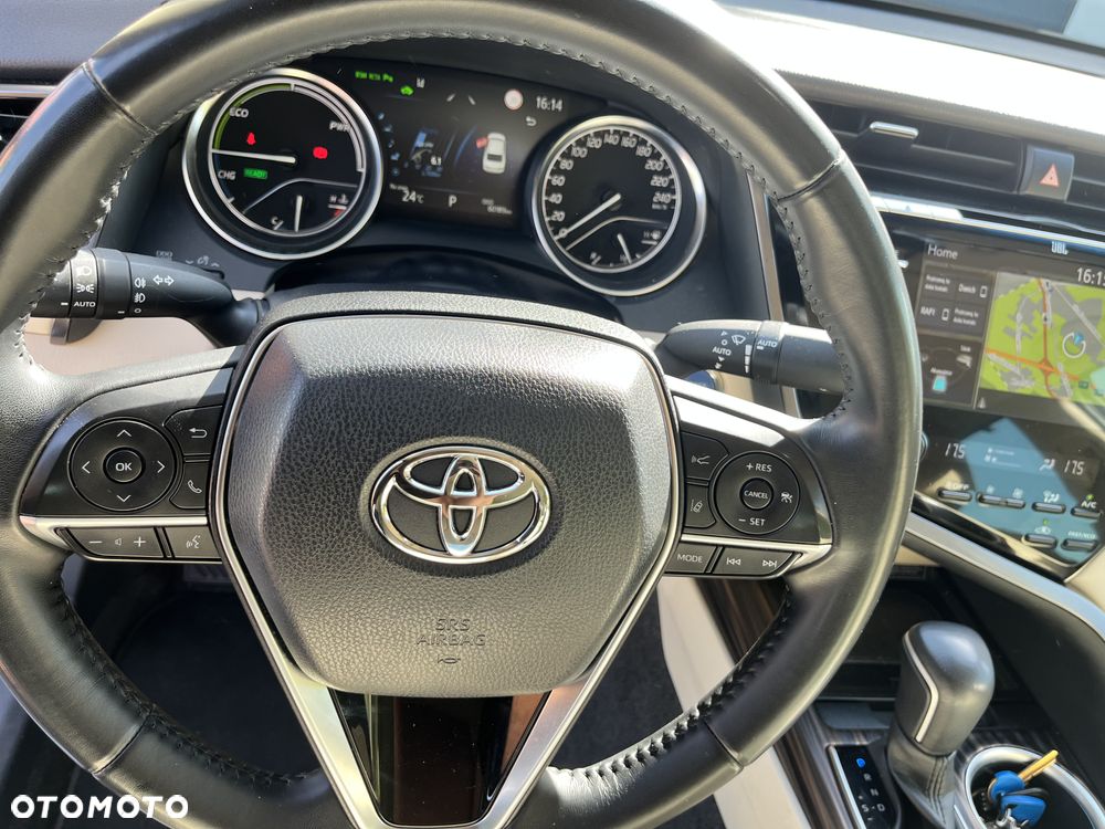 Toyota Camry 2.5 Hybrid Executive CVT - 11