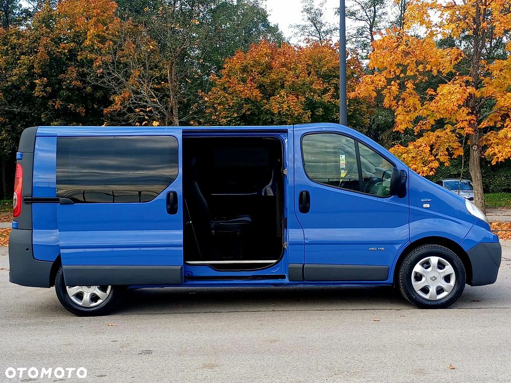 Renault Trafic 2012 photo 5