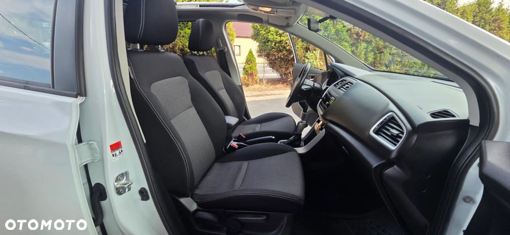 Suzuki SX4 S-Cross 1.6 VVT CVT 4x2 Comfort - 37