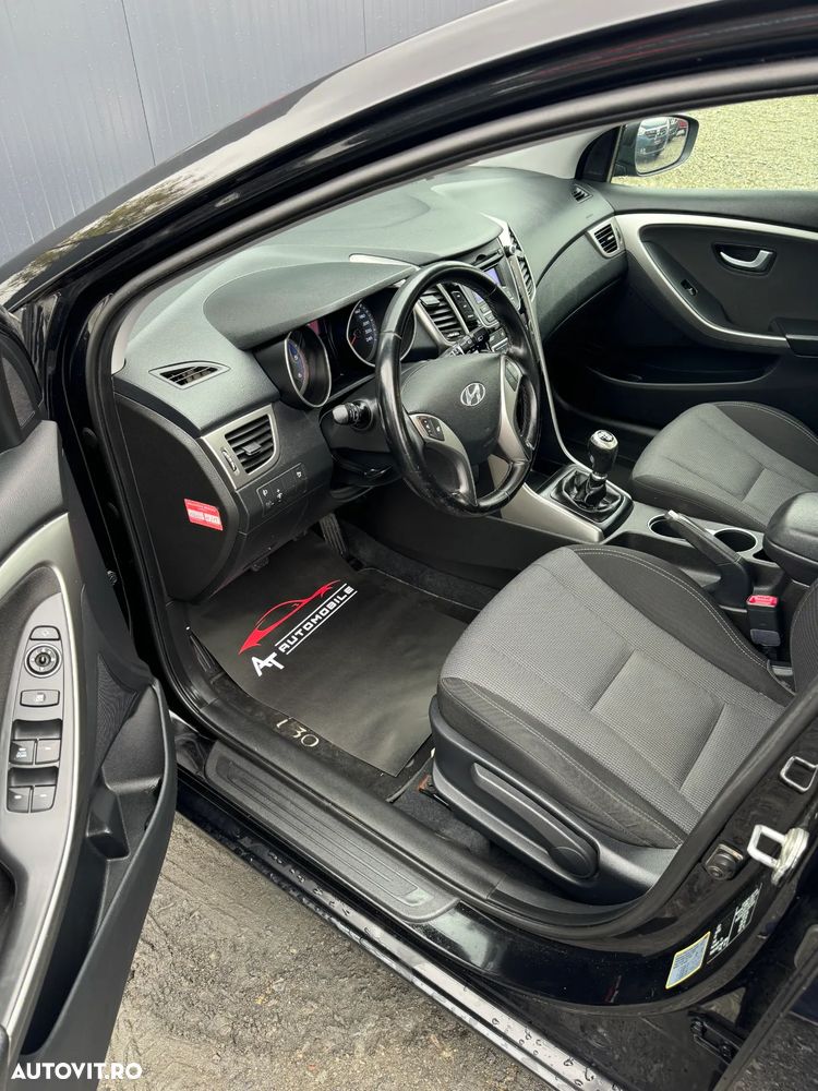 Hyundai i30 1.6 CRDI Exclusive - 7