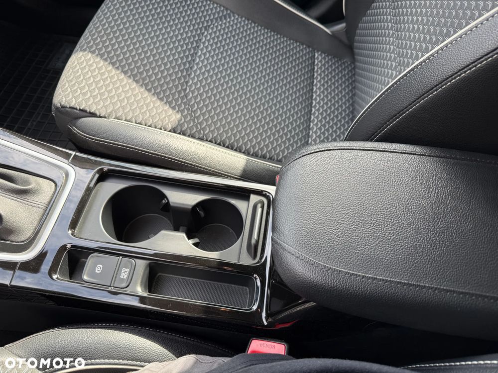 Kia Ceed 1.5 T-GDI Tribute DCT - 16
