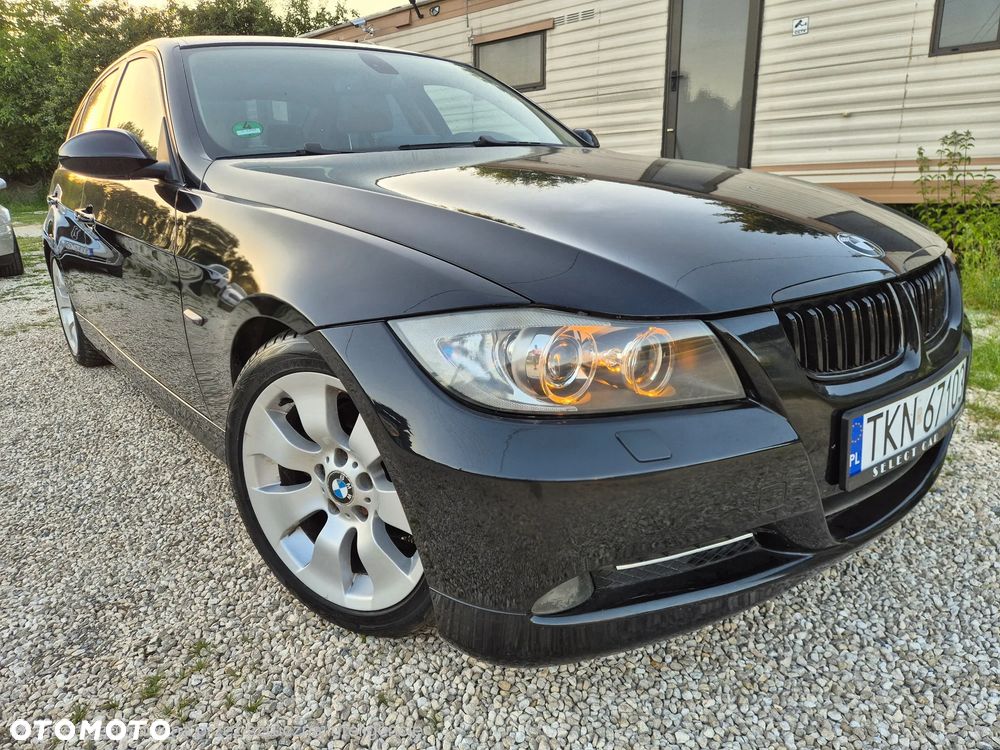 BMW Seria 3 325i - 1