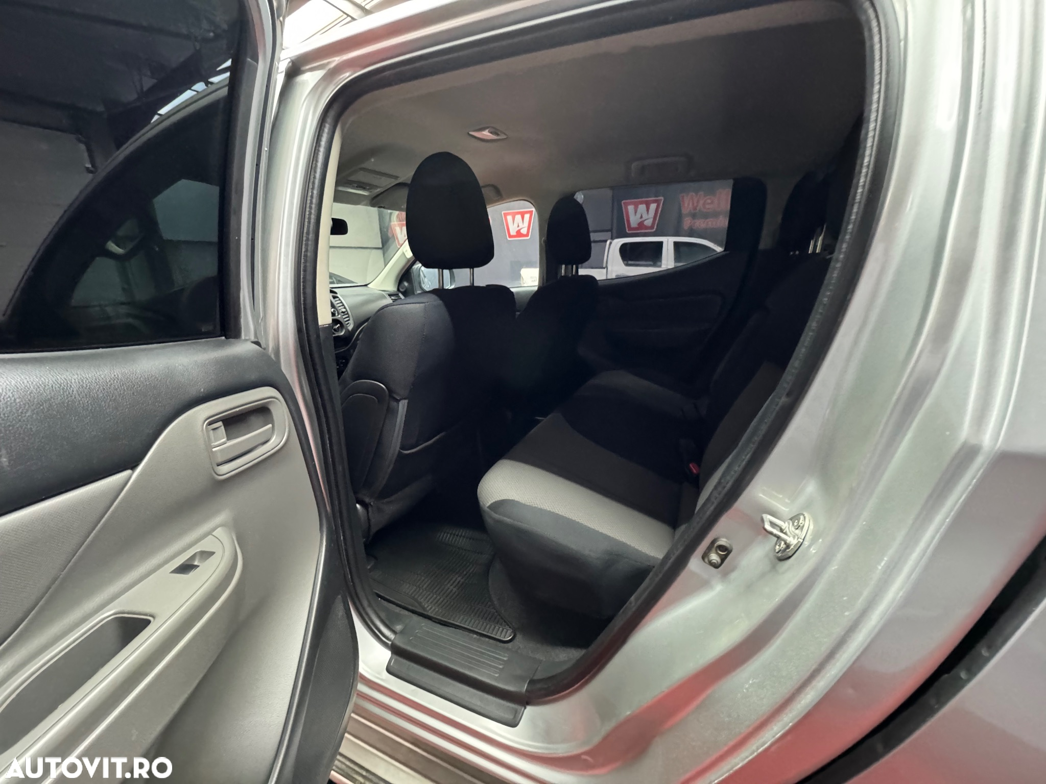 Mitsubishi L200 - 14