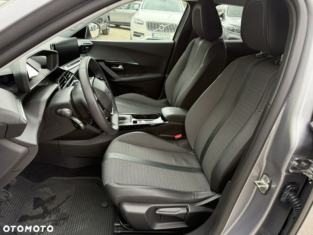 Peugeot 2008 1.2 PureTech Allure Pack S&S - 19