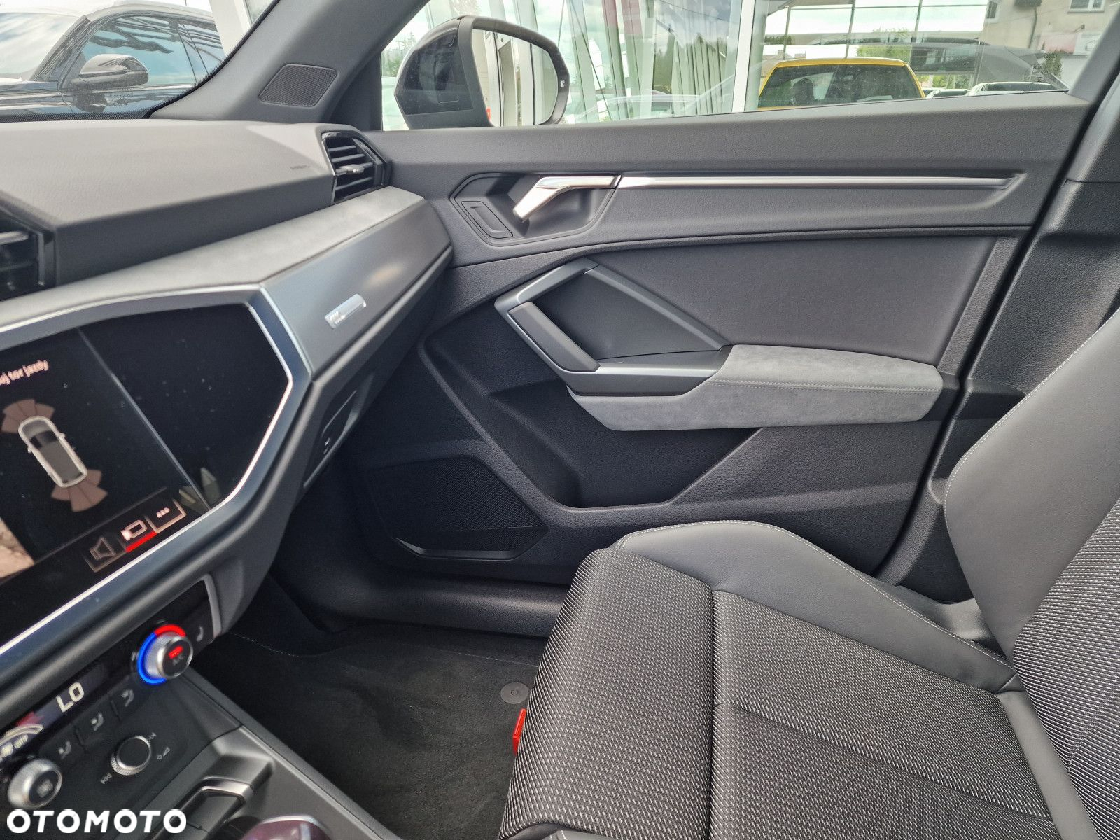 Audi Q3 - 25