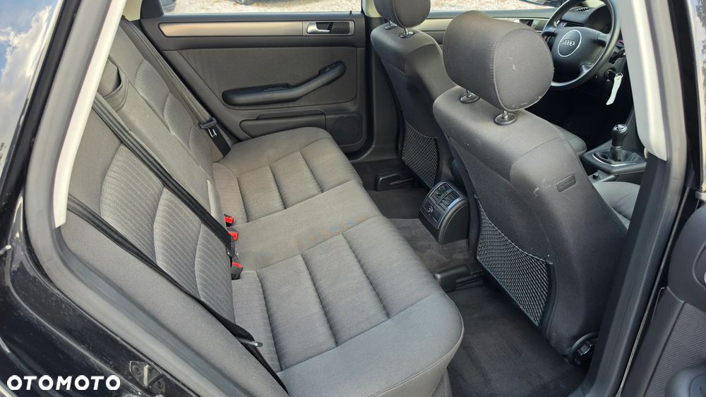 Audi A6 Avant - 15