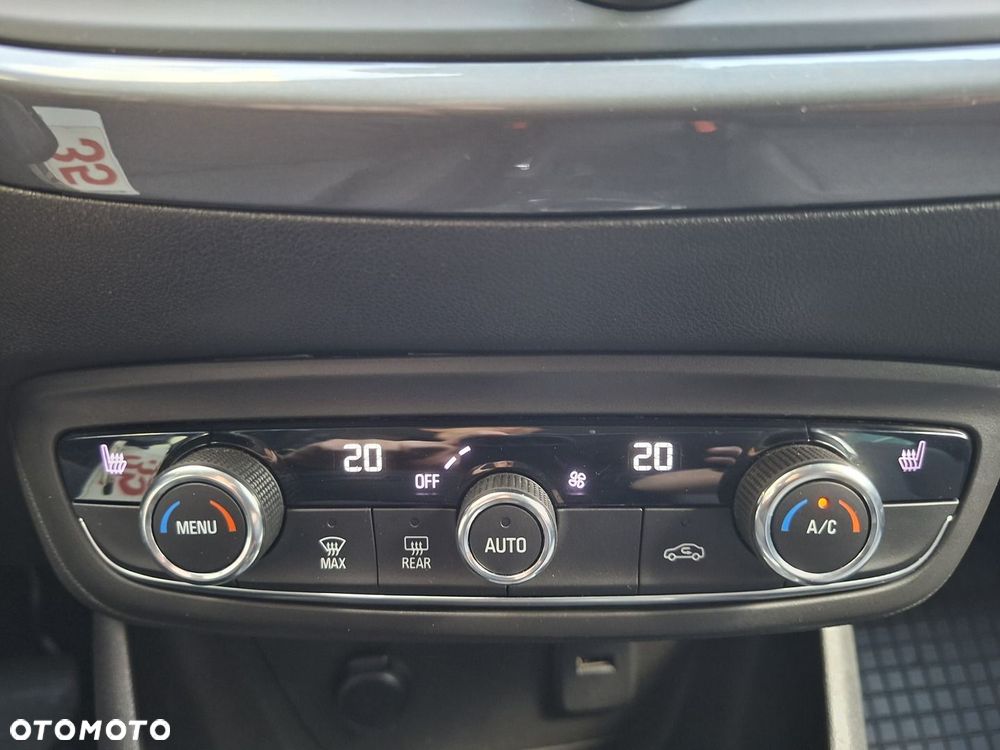 Opel Crossland - 21