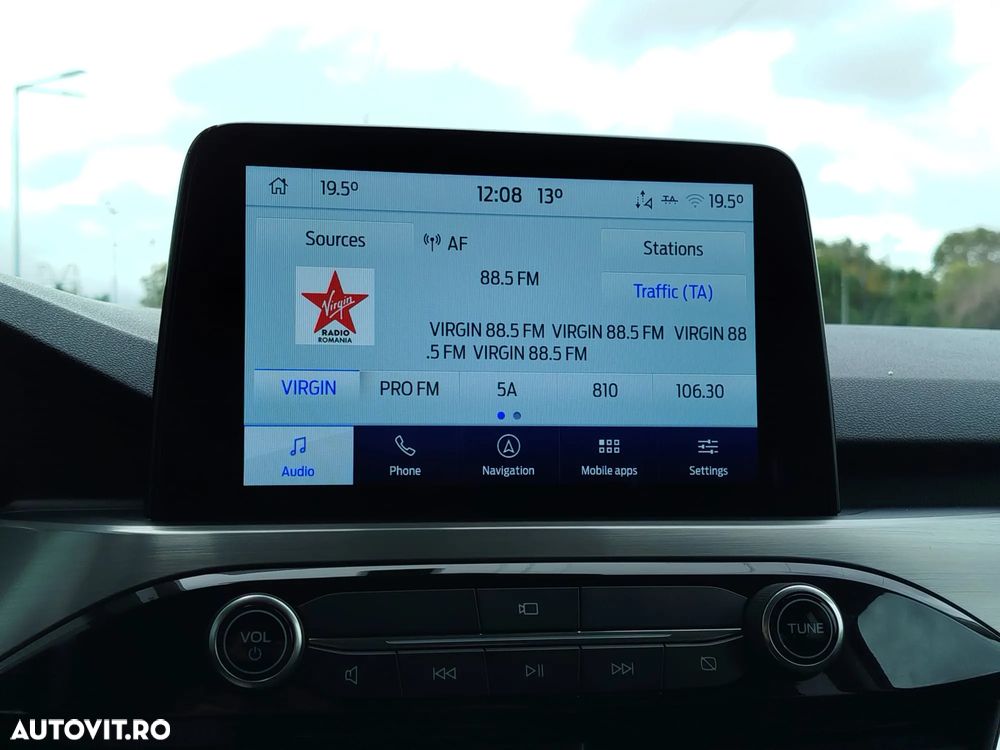 Ford Kuga - 21