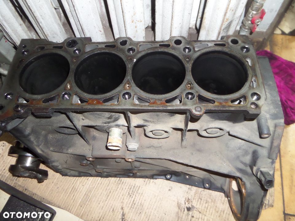 11120 Blok silnika R611 Sprinter 903 2.2 cdi - 2