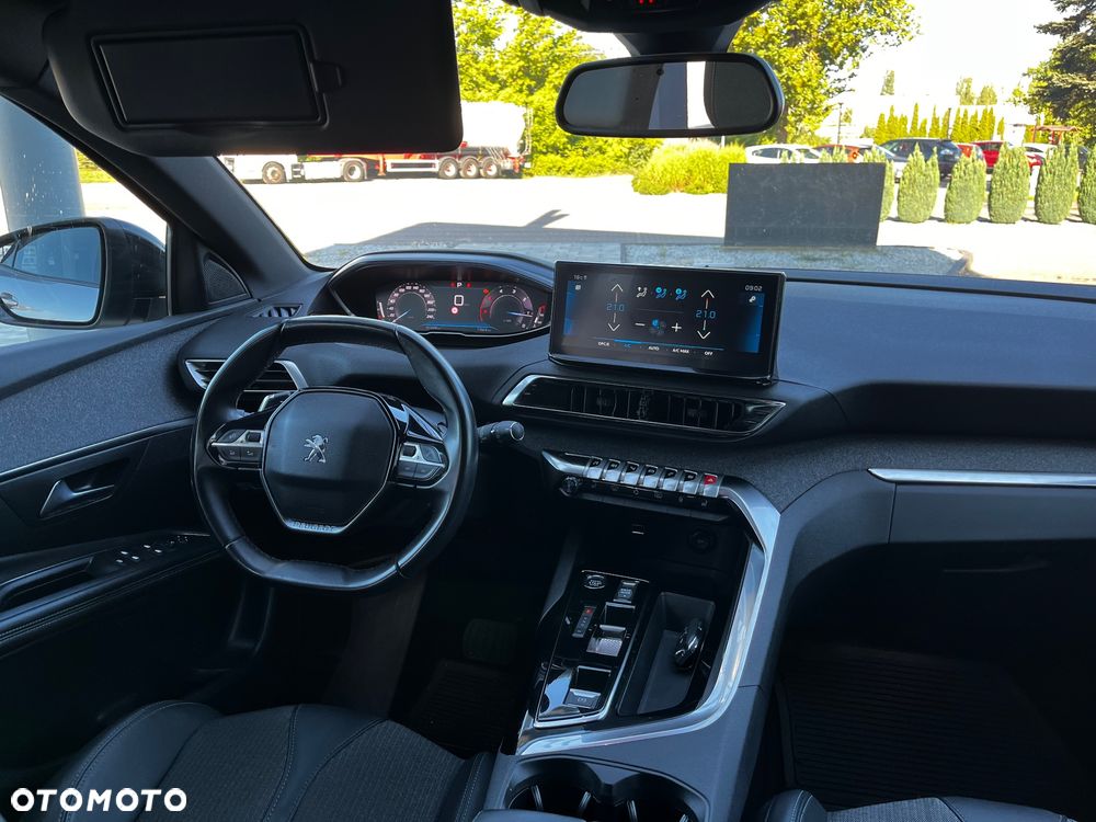 Peugeot 3008 1.5 BlueHDi Allure Pack S&S EAT8 - 36