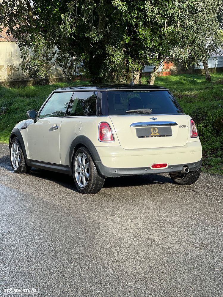 MINI 3 Portas Cooper D - 5