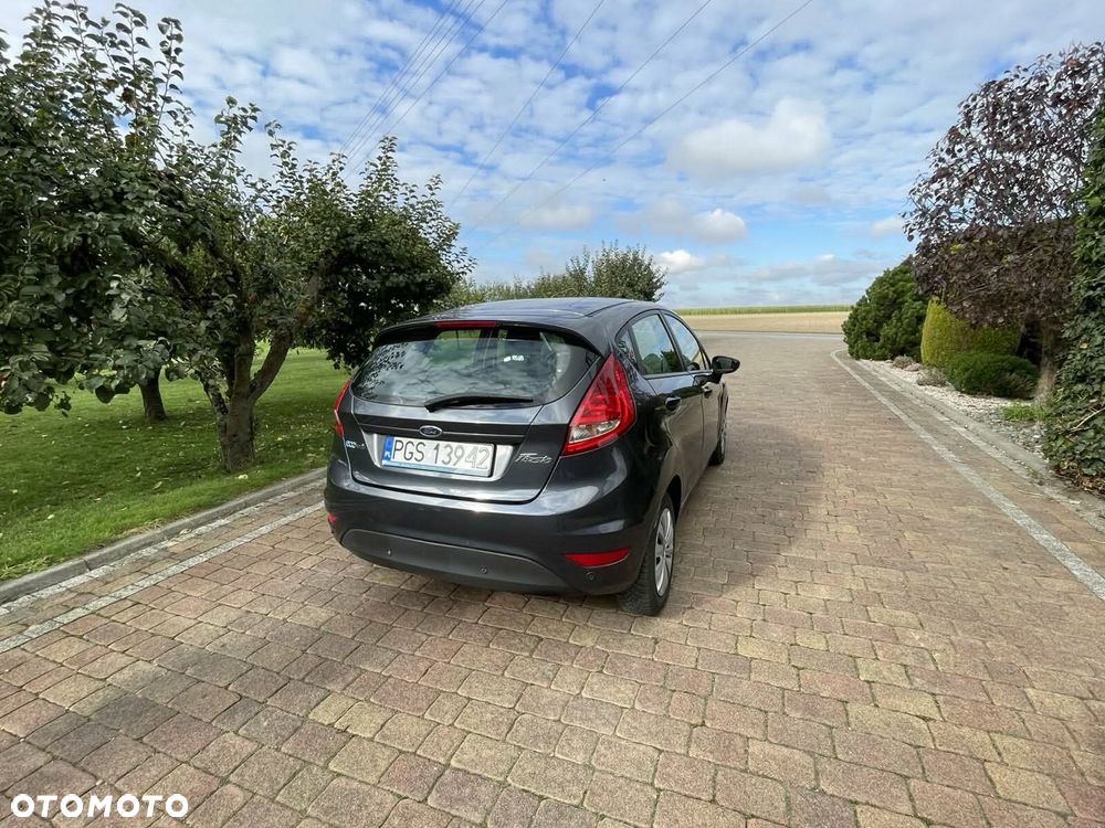 Ford Fiesta - 4