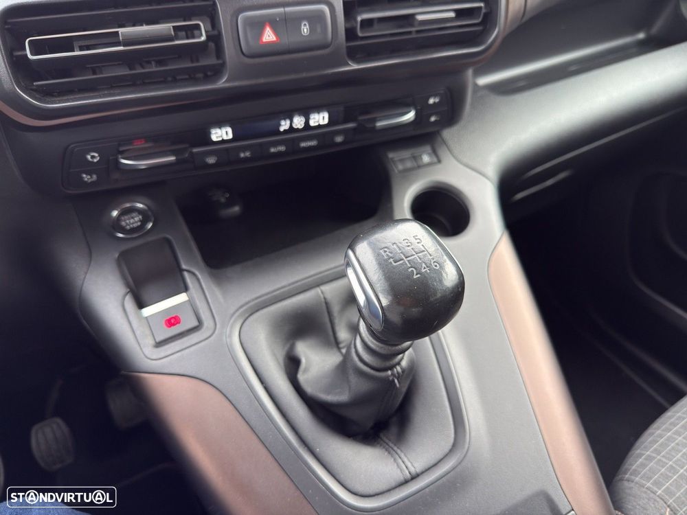 Peugeot Rifter 1.2 PureTech Longa GT Line - 10