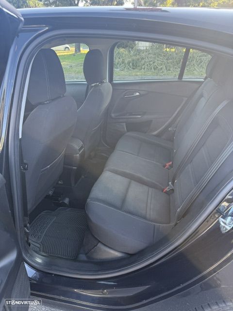 Fiat Tipo 1.3 MultiJet - 12