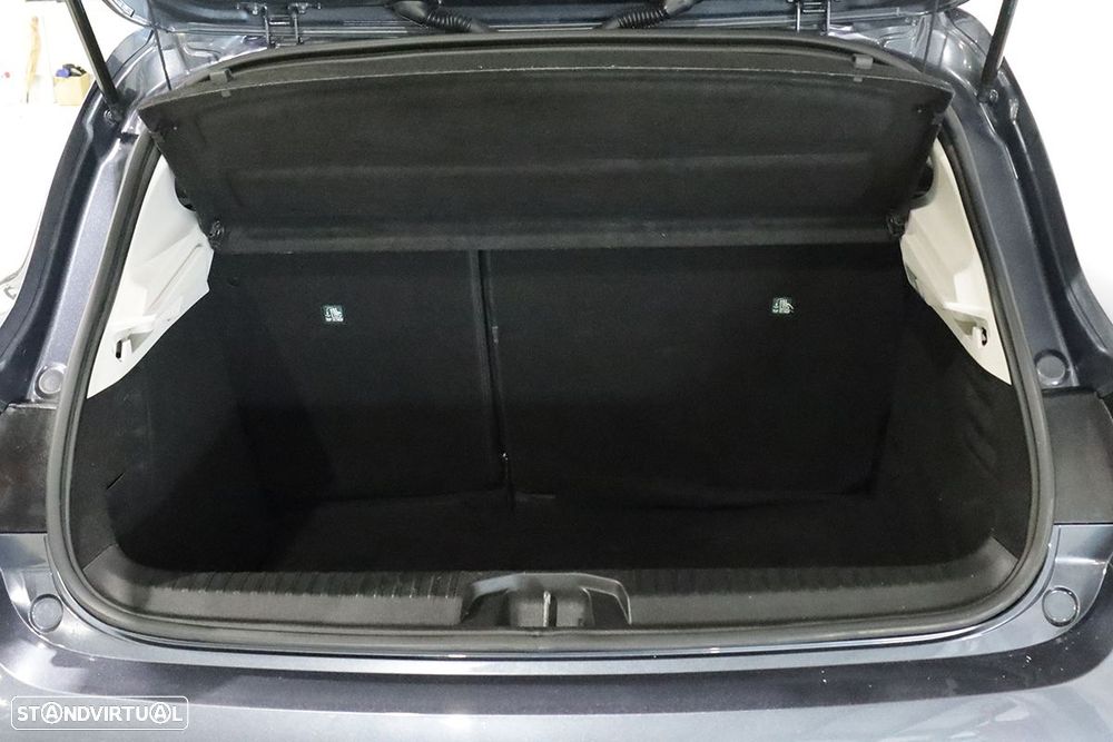 Renault Clio 1.0 TCe Limited - 22