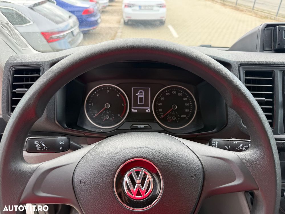 Volkswagen Crafter - 11