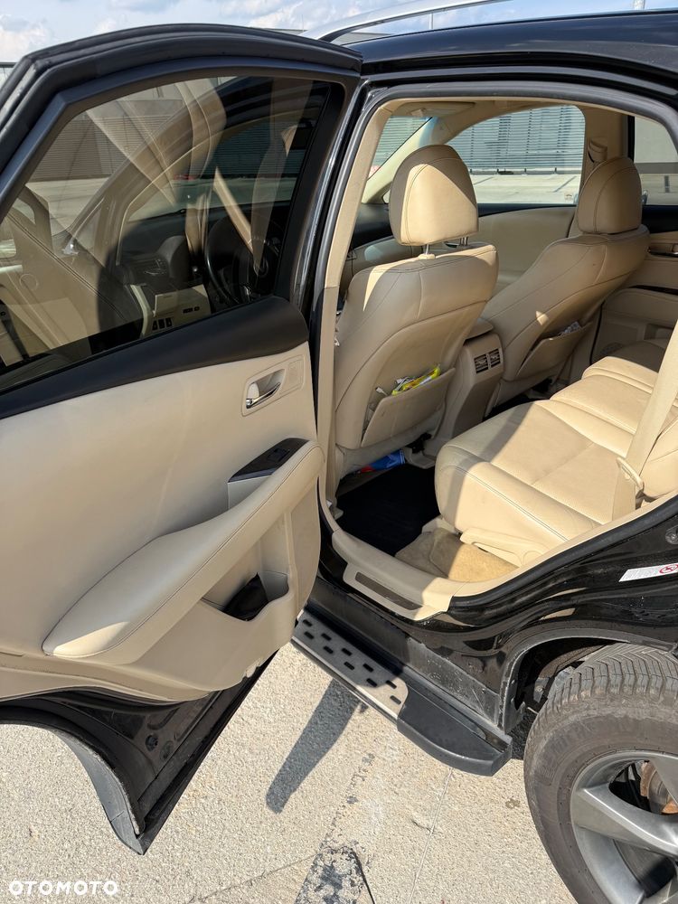 Lexus RX - 11