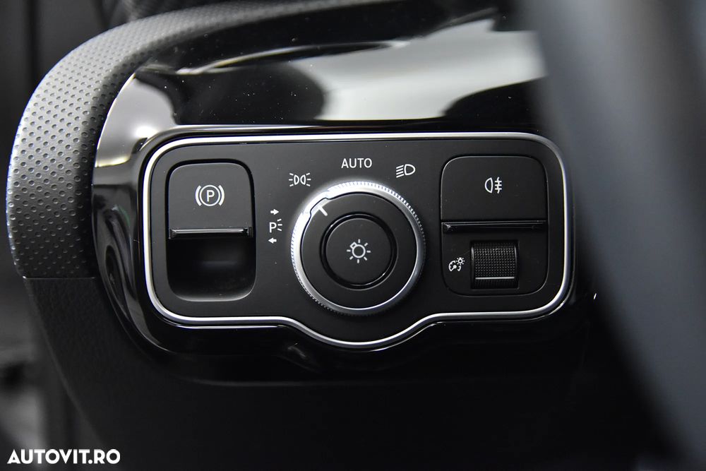 Mercedes-Benz A 180 - 16