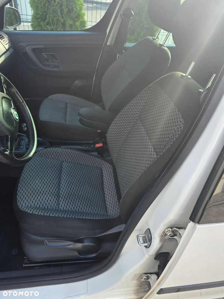 Skoda Roomster 1.2 TSI DSG Ambition - 39