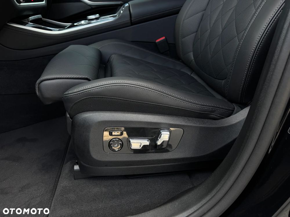 BMW X5 xDrive30d mHEV M Sport sport - 22