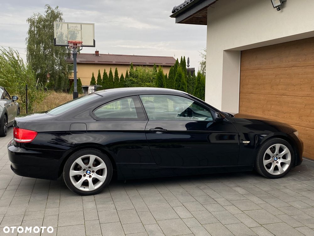 BMW Seria 3 320i Edition Exclusive - 22