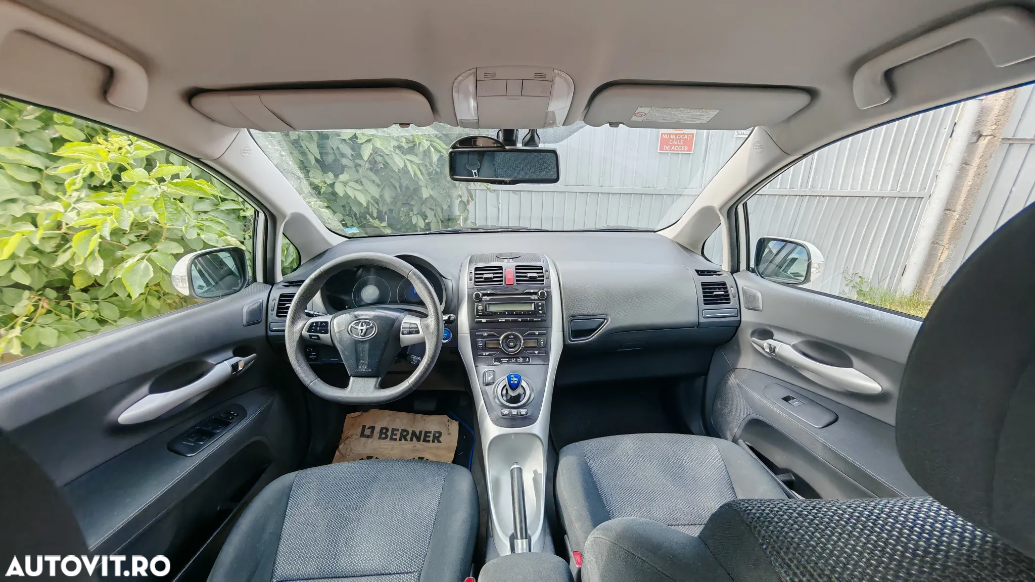 Toyota Auris 1.8 Hybrid Life - 12