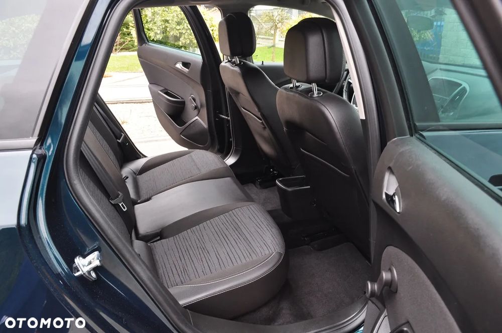 Opel Astra 1.4 Turbo Edition - 7