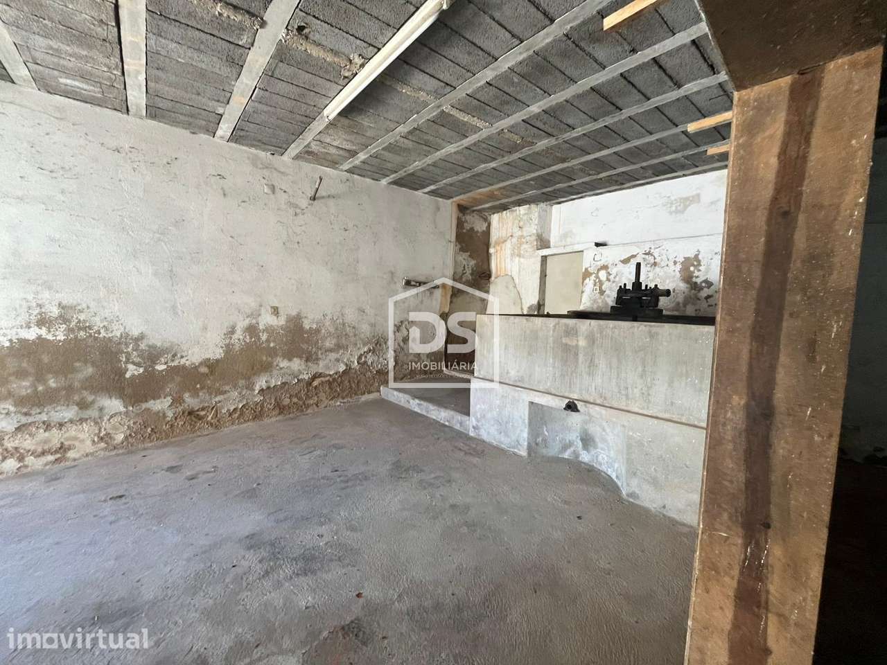 Moradia para Restaurar T0 Venda em Évora de Alcobaça,Alcobaça - Grande imagem: 4/23