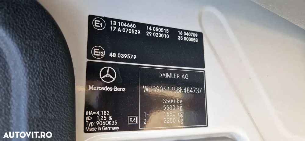 Mercedes-Benz Sprinter - 3