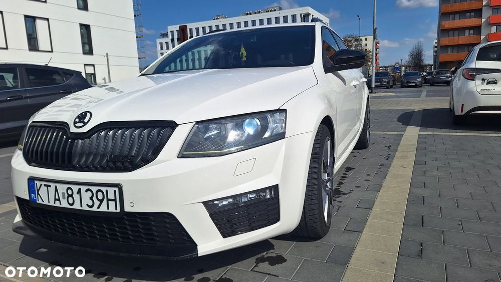 Skoda Octavia Combi 2.0 TDI RS - 1