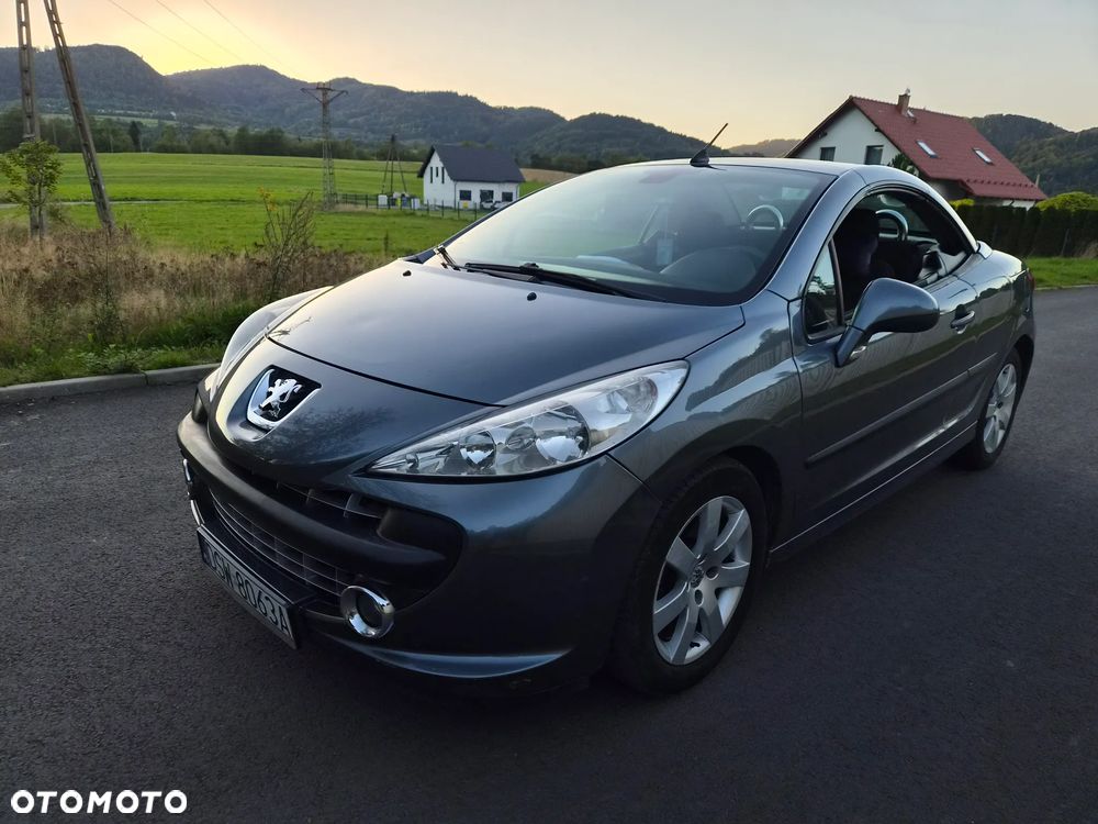 Peugeot 207 CC - 10