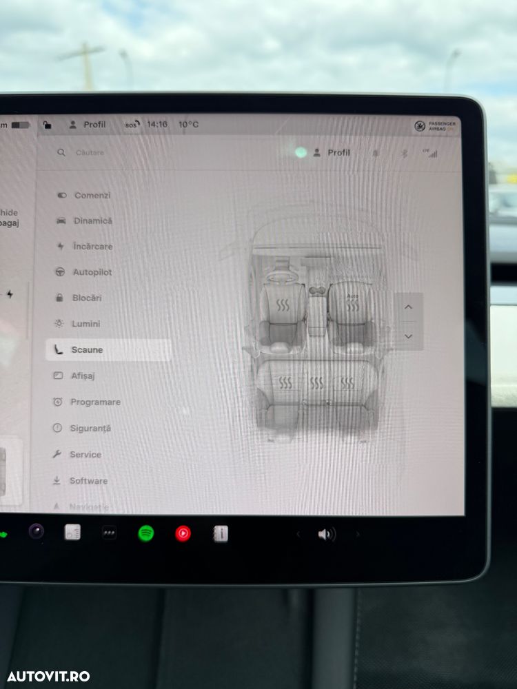 Tesla Model 3 RWD - 29