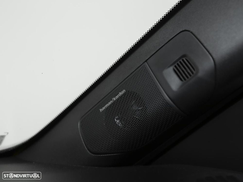 Renault 5 E-Tech 52 kWh Iconic Cinq Autonomia Conforto - 19