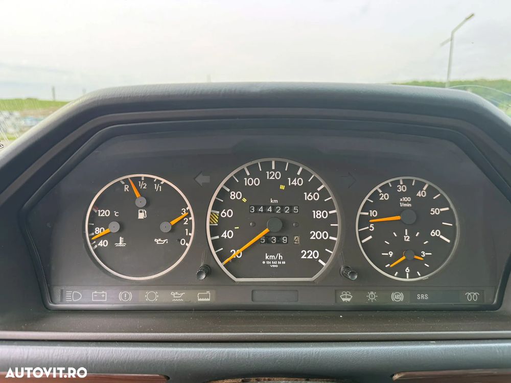 Mercedes-Benz E - 5