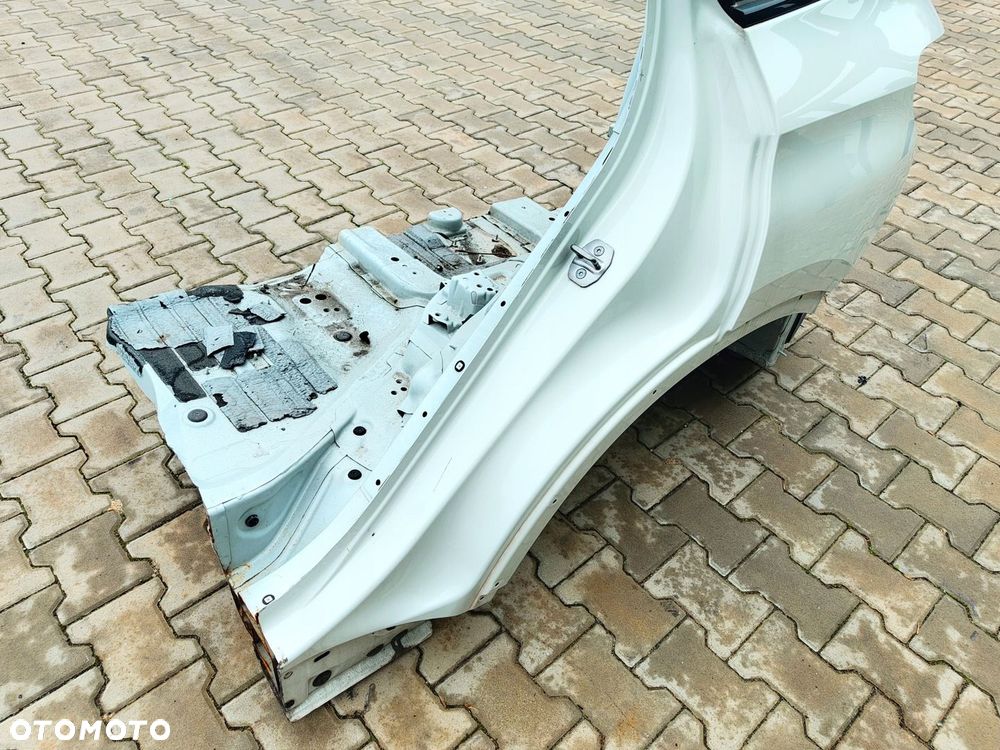 BMW X5 G05 TYŁ ĆWIARTKA KOLOR A96 MINERALWEISS LEWA - 3